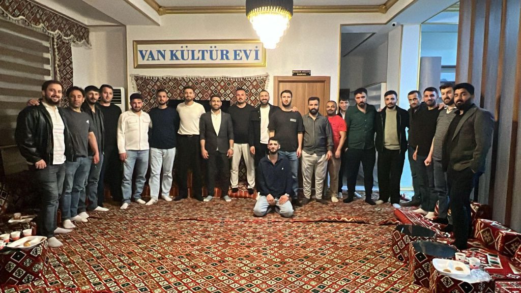Gençlik kolları başkanımız Mücahit Gerçeker,
